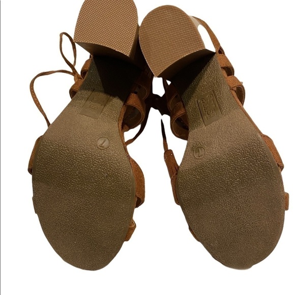 Brash Sexy Lace Up Cut Out Sandy Brown Suede Block Heel Sandal Back Zip Bootie 7 - Picture 11 of 13